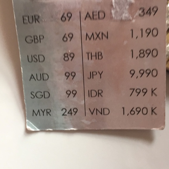 Gladiator style gold with silver sandals. Sz l - Picture 3 of 8